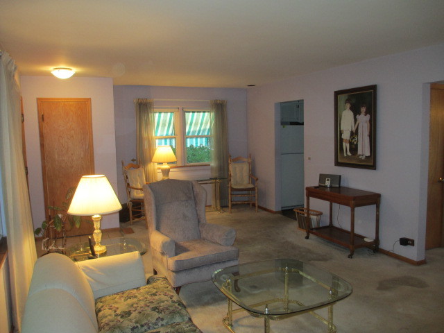1011 E Illinois St, Wheaton, IL 60187 photo 5