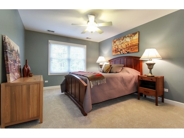 940 Cedar Ln, Northbrook, IL 60062 photo 15