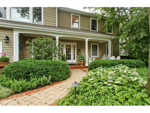 940 Cedar Ln, Northbrook, IL 60062 photo 2