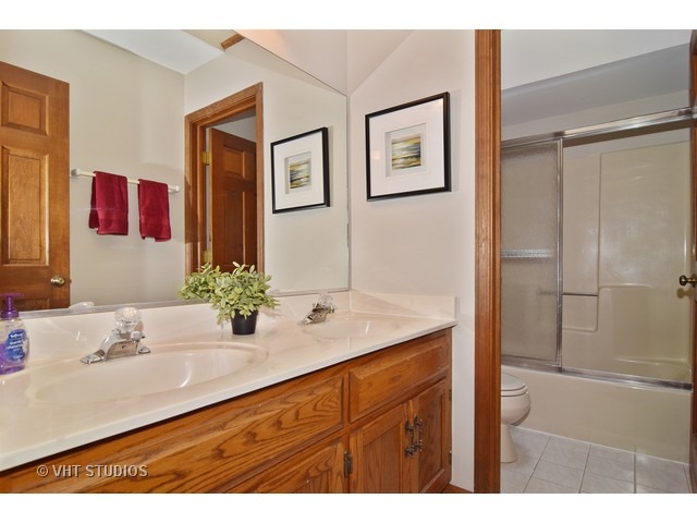 521 E Oak Ave, Wheaton, IL 60187 photo 19