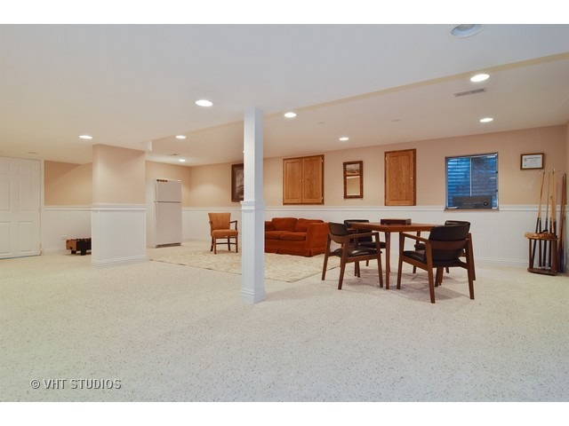 521 E Oak Ave, Wheaton, IL 60187 photo 20