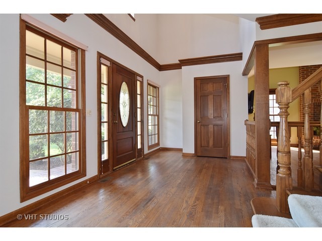 521 E Oak Ave, Wheaton, IL 60187 photo 5