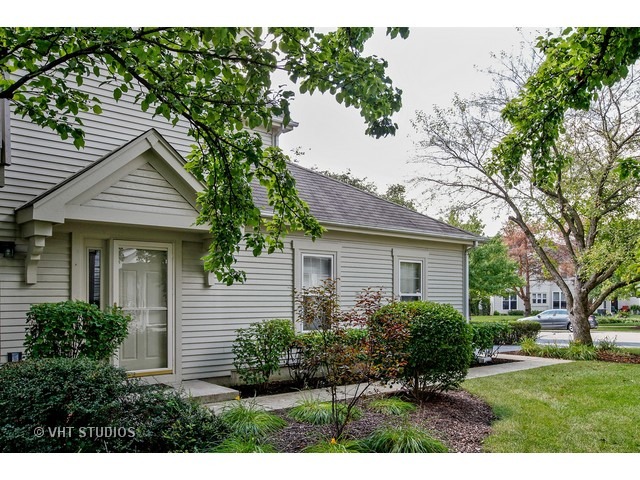 910 Prospect Ct, Naperville, IL 60540 photo 13