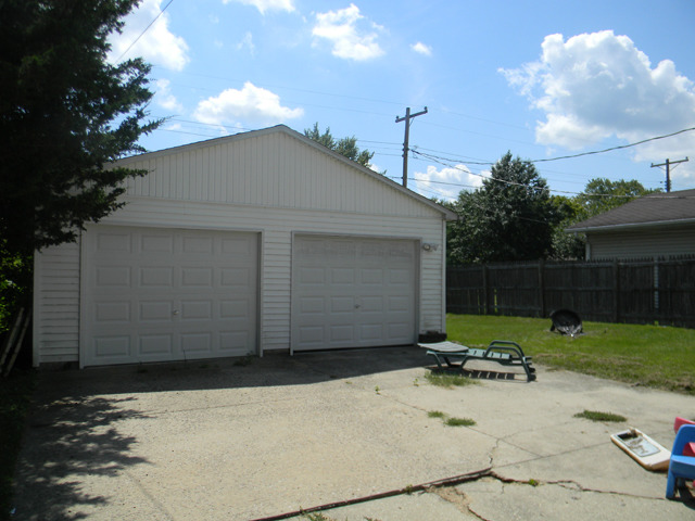 125 W 3rd St, Spring Valley, IL 61362 photo 8