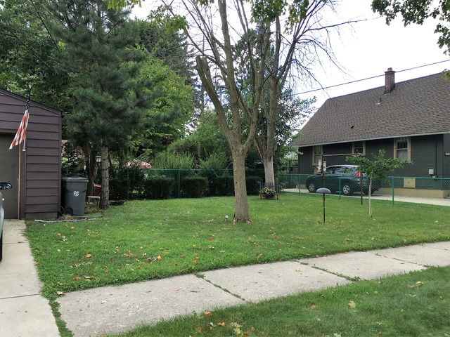 1051 Van St, Elgin, IL 60123 photo 16
