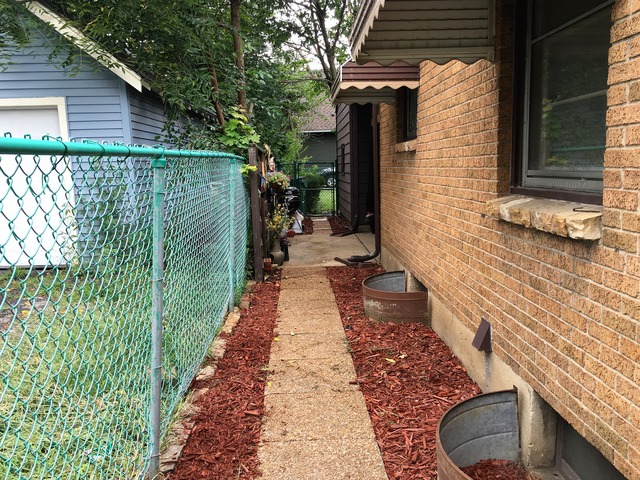 1051 Van St, Elgin, IL 60123 photo 15