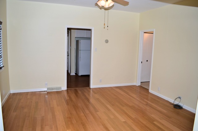 429 E Division St, Lockport, IL 60441 photo 9