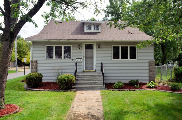 429 E Division St, Lockport, IL 60441 photo 1