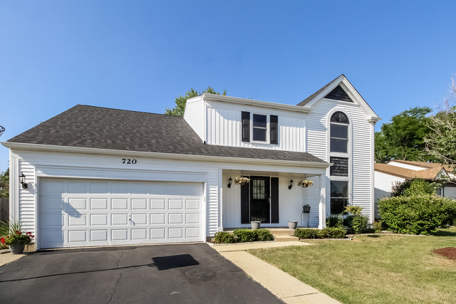 720 W Highgoal Dr, Wheeling, IL 60090 photo 2