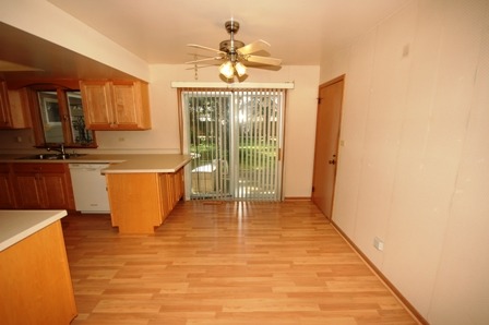 1630 Alison Dr, Elgin, IL 60123 photo 4