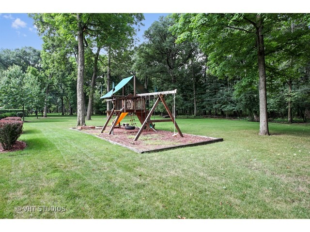 1602 Forest Dr, Glenview, IL 60025 photo 16