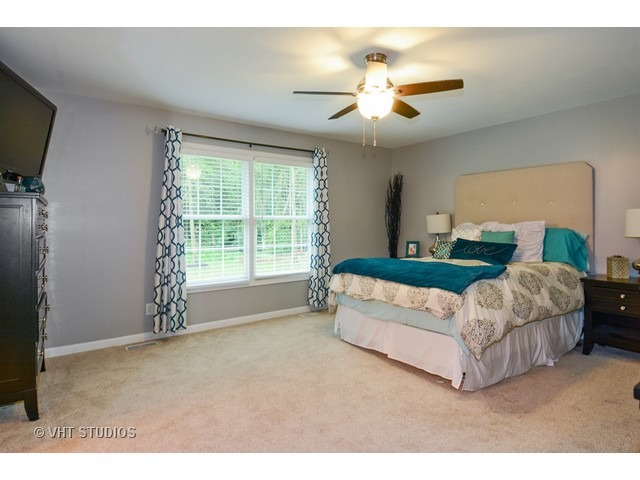7646 Sundown Ln, Oswego, IL 60543 photo 11