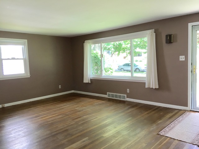 1067 S Myrtle Ave, Kankakee, IL 60901 photo 4