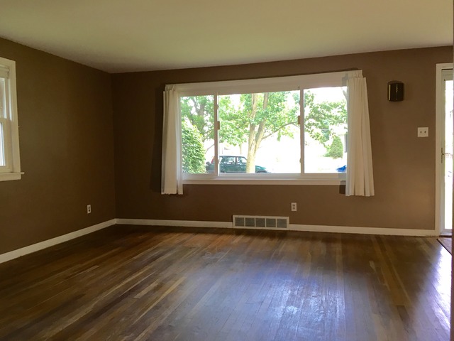 1067 S Myrtle Ave, Kankakee, IL 60901 photo 5