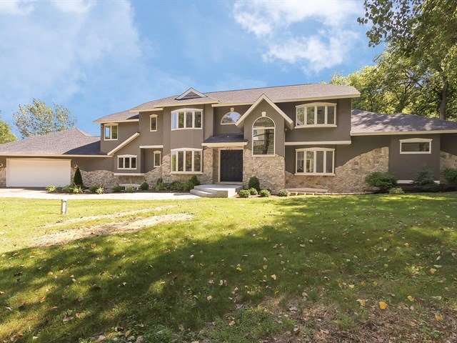 7011 Great Hill Rd, Crystal Lake, IL 60012 photo 1