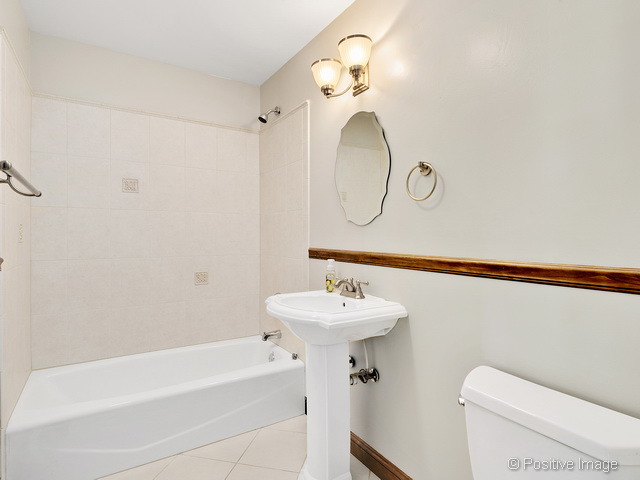 908 Ranch Rd, Wheaton, IL 60187 photo 14