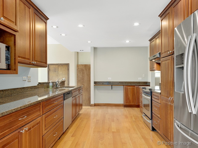 908 Ranch Rd, Wheaton, IL 60187 photo 8