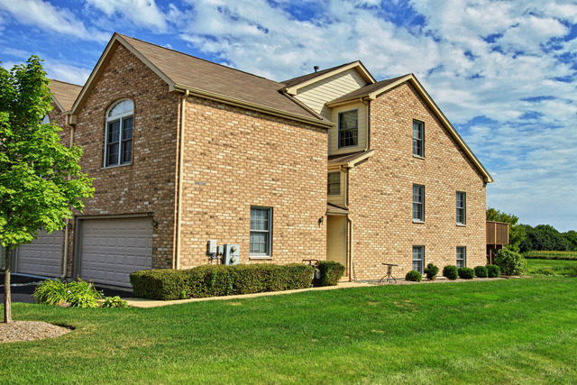 5857 Fieldstone Trl, Mchenry, IL 60050 photo 1