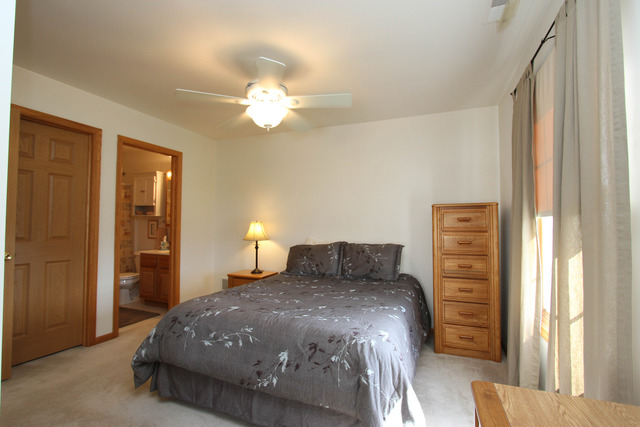5857 Fieldstone Trl, Mchenry, IL 60050 photo 8