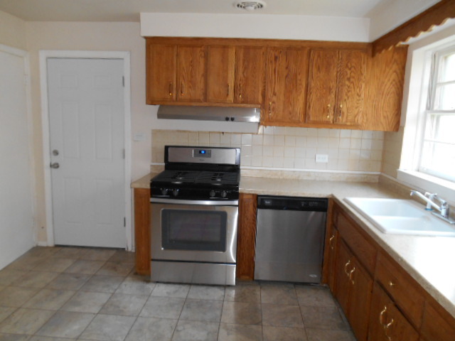 209 Brown Ave, Evanston, IL 60202 photo 8