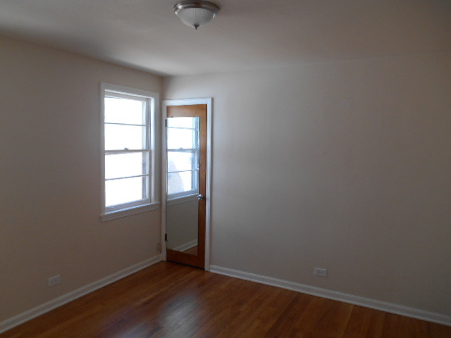 209 Brown Ave, Evanston, IL 60202 photo 7