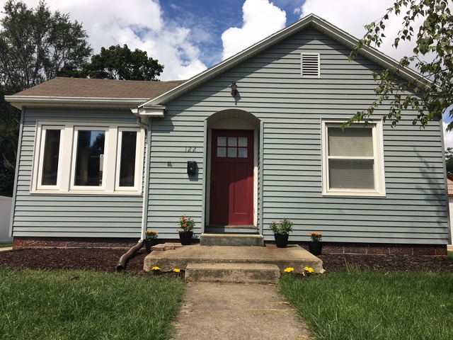122 E Allen St, Ottawa, IL 61350 photo 2