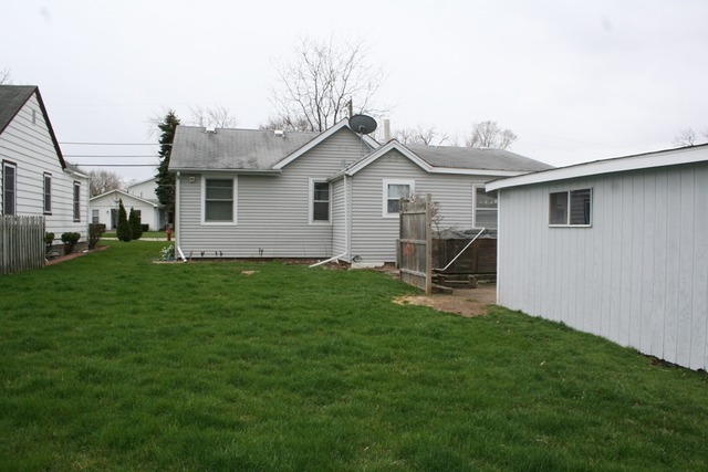 161 W Maple Ave, Wauconda, IL 60084 photo 19