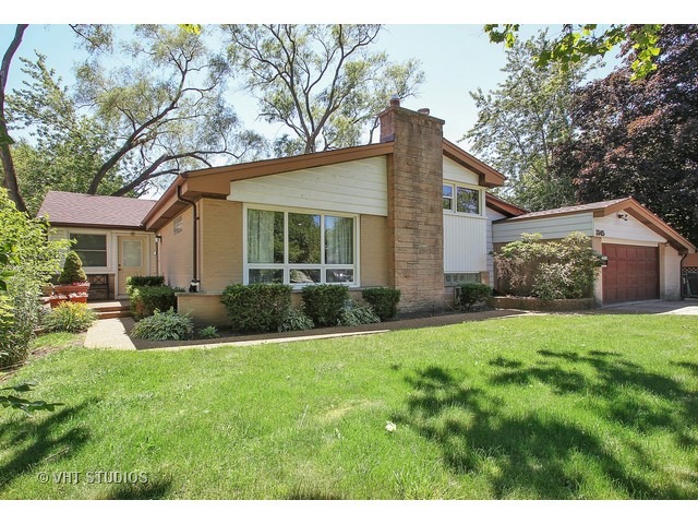3145 Central Rd, Glenview, IL 60025 photo 2