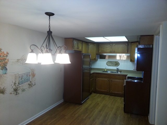 200 Deborah Ln #8C, Wheeling, IL 60090 photo 2