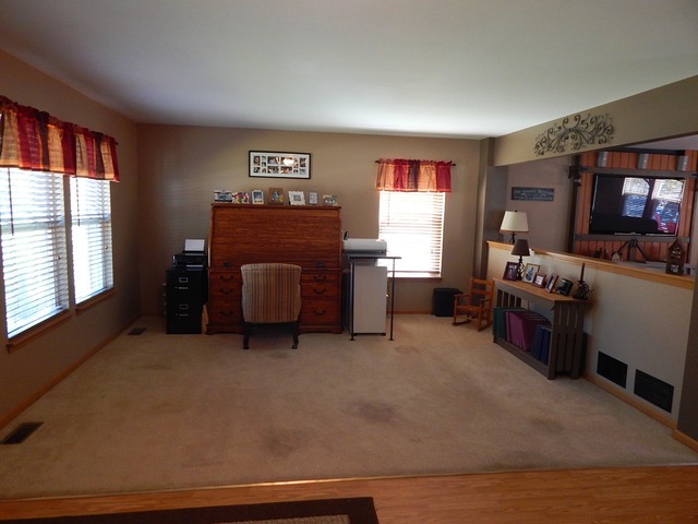 2913 Arbor Dr, Mchenry, IL 60050 photo 9
