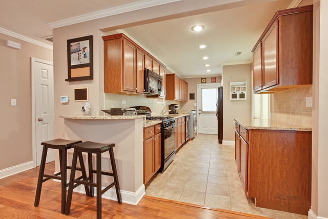 593 Merle Ln, Wheeling, IL 60090 photo 4