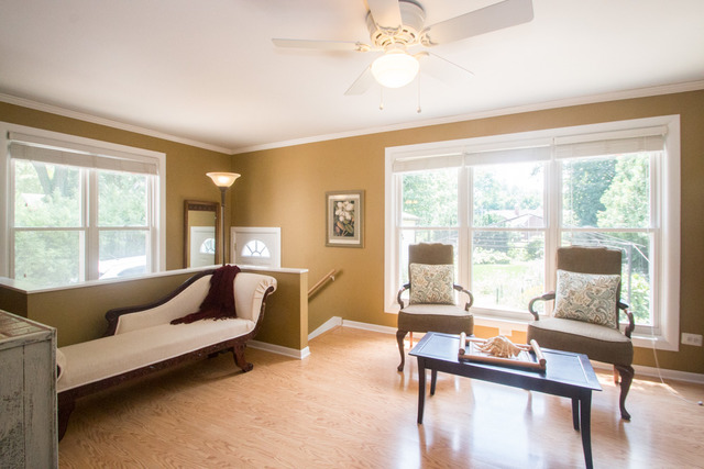 318 E Harrison Ave, Wheaton, IL 60187 photo 11