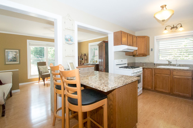 318 E Harrison Ave, Wheaton, IL 60187 photo 8