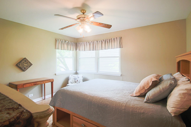 318 E Harrison Ave, Wheaton, IL 60187 photo 17