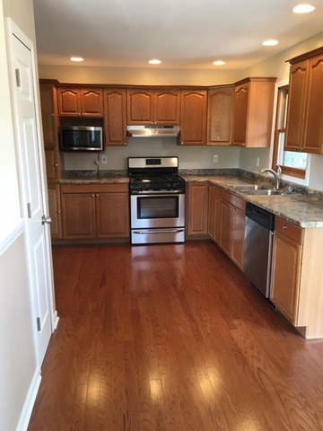 1506 N Ramble Rd, Mchenry, IL 60050 photo 3