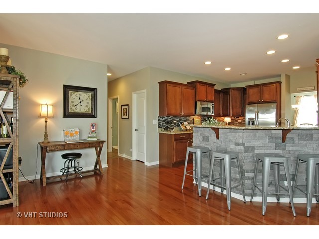 3636 Ancient Oak Dr, Elgin, IL 60124 photo 6