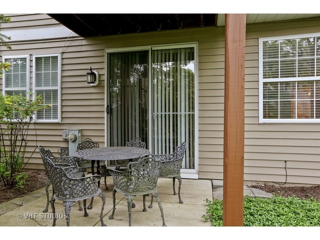 250 Waverly Ct, Willowbrook, IL 60527 photo 19