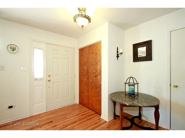 4501 Sunset Ridge Dr, Plainfield, IL 60586 photo 2