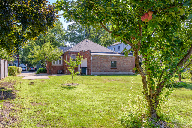 18326 Walter St, Lansing, IL 60438 photo 4