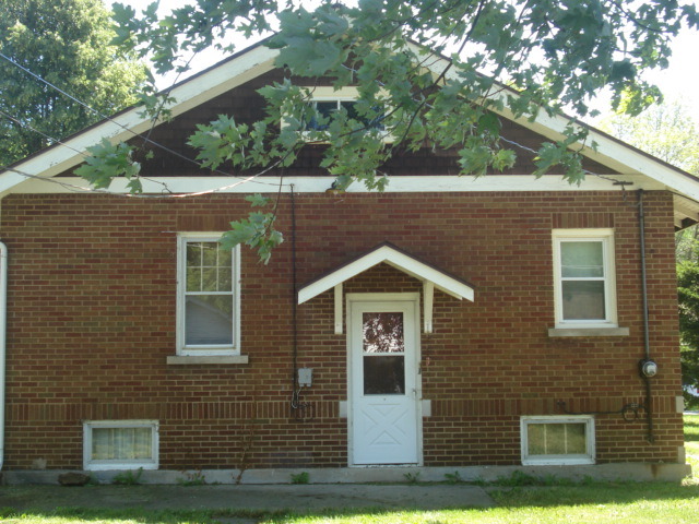 1031 S Lincoln Ave, Kankakee, IL 60901 photo 2