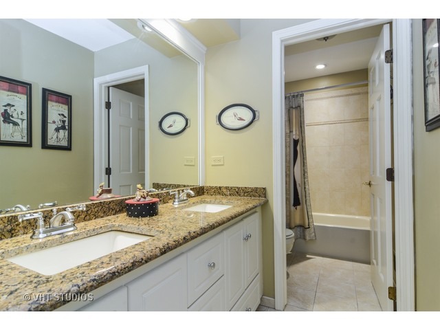 3519 Regent Dr, Hoffman Estates, IL 60067 photo 18