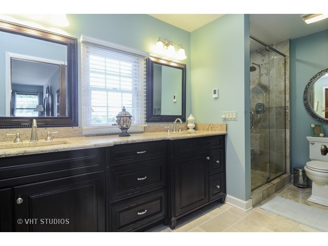 3519 Regent Dr, Hoffman Estates, IL 60067 photo 13