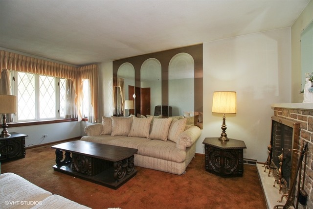 7127 Thomas Ave, Bridgeview, IL 60455 photo 2
