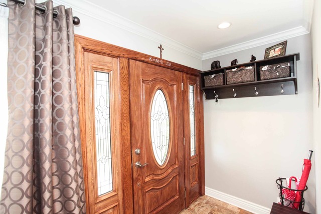 421 Lillian Ln, Des Plaines, IL 60016 photo 2