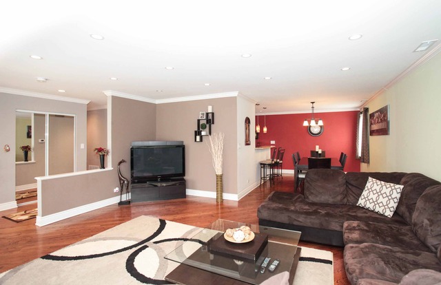 421 Lillian Ln, Des Plaines, IL 60016 photo 5