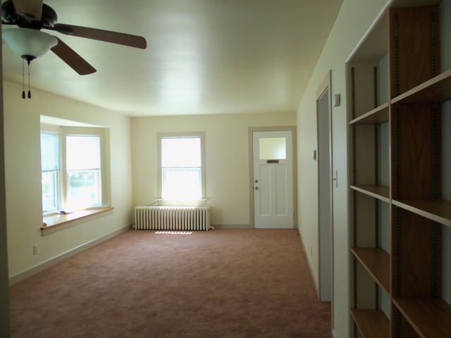 422 E Illinois Ave, Morris, IL 60450 photo 11