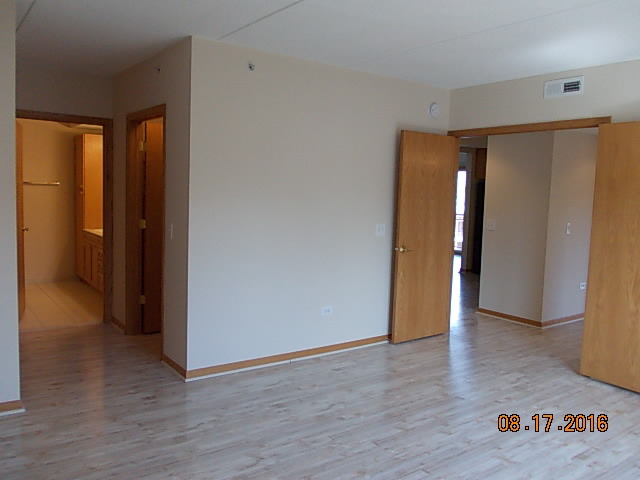 1378 Perry St #304, Des Plaines, IL 60016 photo 14