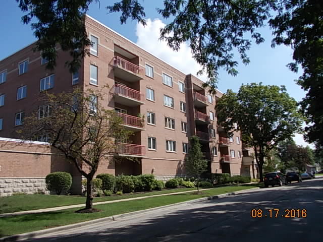 1378 Perry St #304, Des Plaines, IL 60016 photo 3