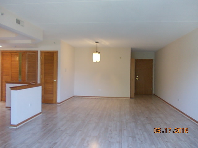 1378 Perry St #304, Des Plaines, IL 60016 photo 12