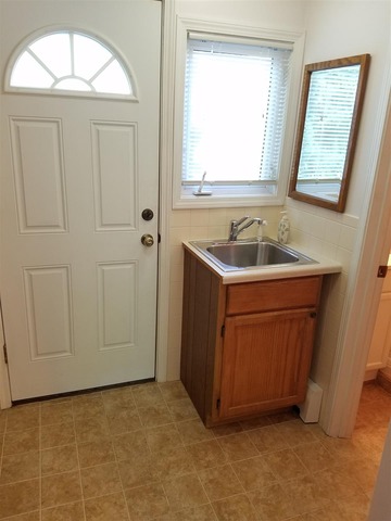 411 S Lyman Ave, Des Plaines, IL 60016 photo 14